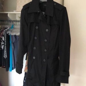 NWOT Banana Republic Trench Coat